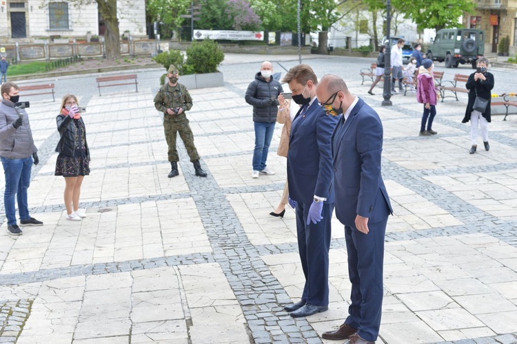 Uroczystości patriotyczne na Rynku