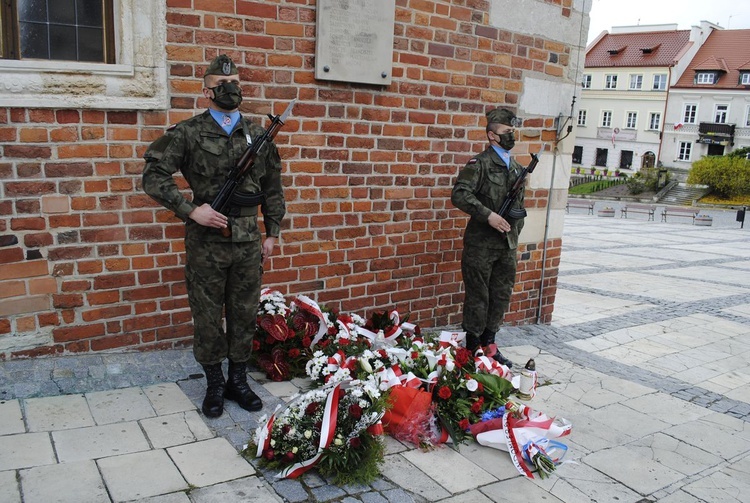 Uroczystości patriotyczne na Rynku