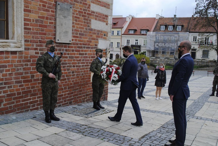 Uroczystości patriotyczne na Rynku