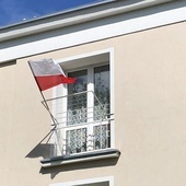 Stalowa Wola. O narodowym święcie przypominały tylko biało-czerwone flagi.