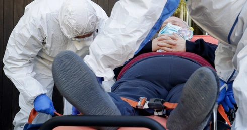 1450 nowych zgonów na Covid-19 w ciągu doby w USA