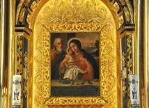 Obraz Matki Bożej przed koronacją.