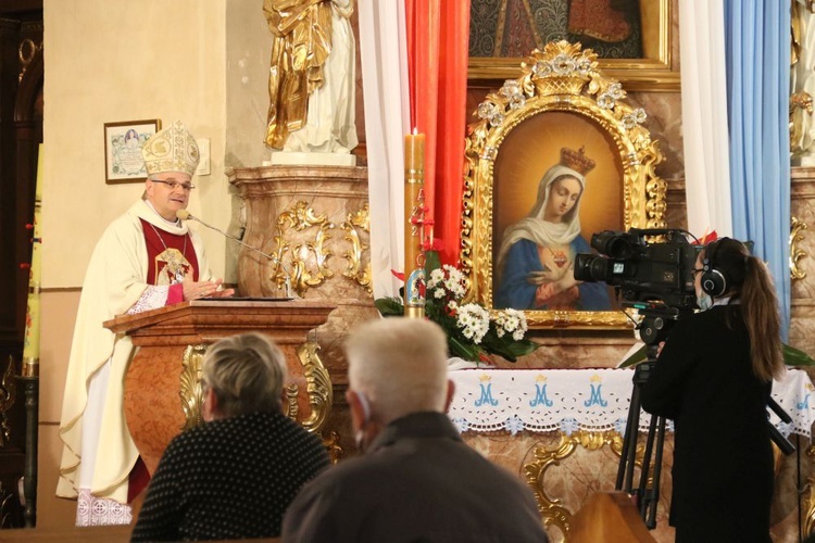 Msza św. w Sanktuarium św. Józefa w Kaliszu pod przewodnictwem bp. Marka Mendyka