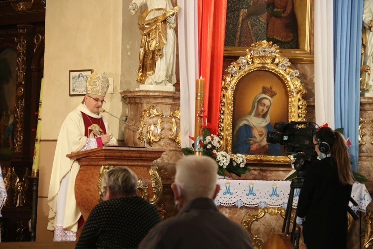 Msza św. w Sanktuarium św. Józefa w Kaliszu pod przewodnictwem bp. Marka Mendyka