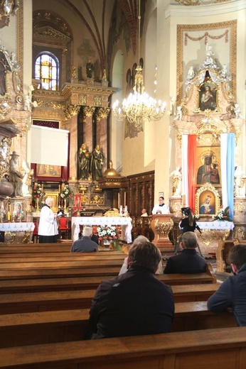 Msza św. w Sanktuarium św. Józefa w Kaliszu pod przewodnictwem bp. Marka Mendyka