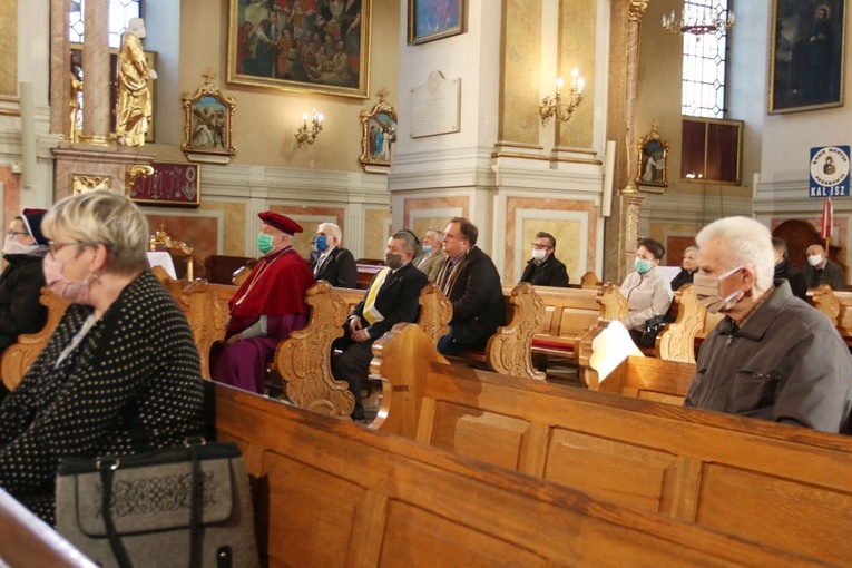 Msza św. w Sanktuarium św. Józefa w Kaliszu pod przewodnictwem bp. Marka Mendyka