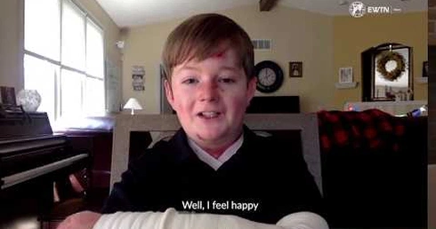 Carson Kissell, a teen with a rare skin condition, moves the world praying the Divine Mercy Chaplet