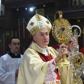 Błogosławieństwo relikwiarzem św. Stanisława.