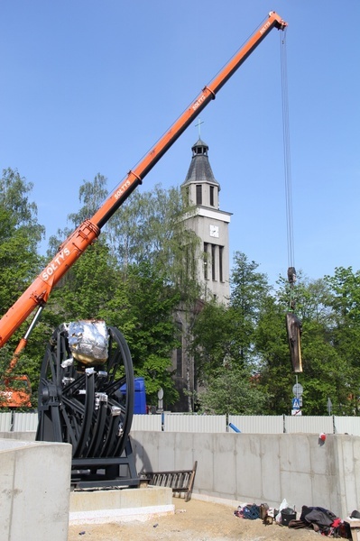 Knurów. Św. Barbara trafiła na pomnik