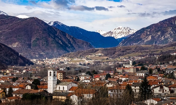 Tutaj posługuje ks. Dariusz Komierzyński.