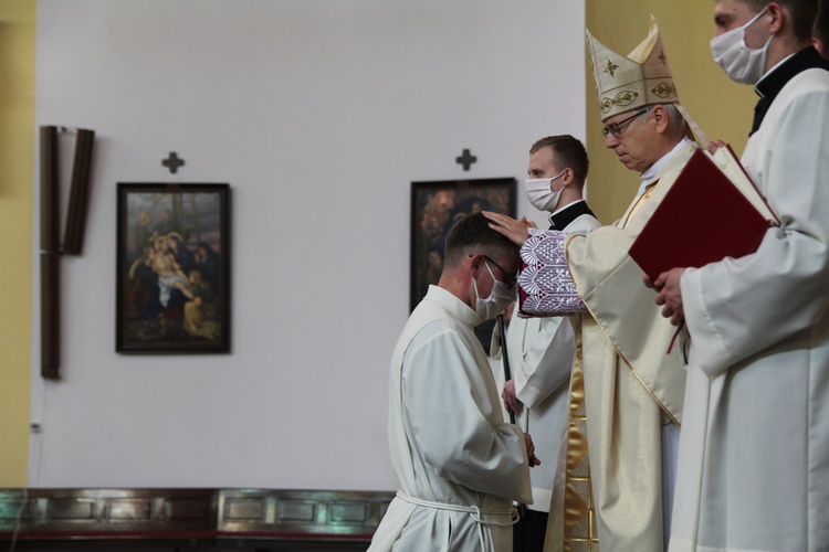 Święcenia diakonatu w Oleśnicy