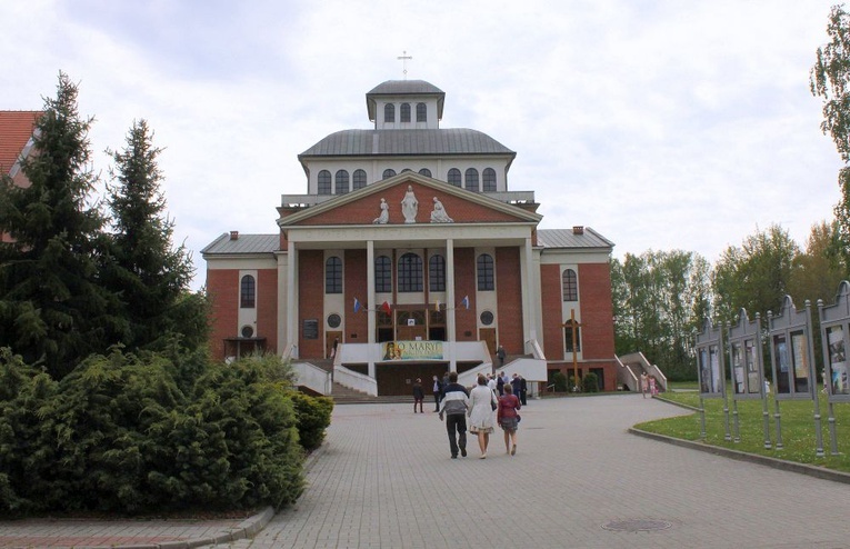 Poświęcenie ikon do ołtarza