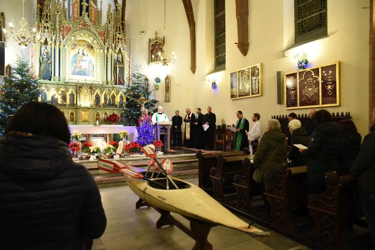 W sanktuarium odbywają się nabożeństwa ekumeniczne.