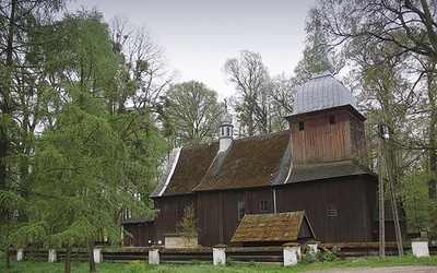 ▼	Zabytkowa polańska świątynia św. Mikołaja.