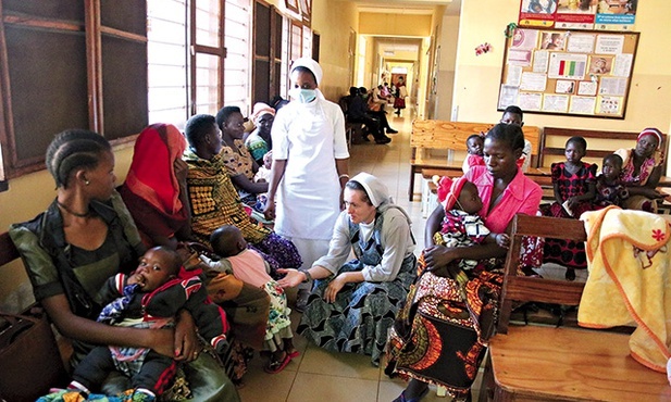 Szpital prowadzony  przez siostry elżbietanki w wiosce Ushirombo  w Tanzanii