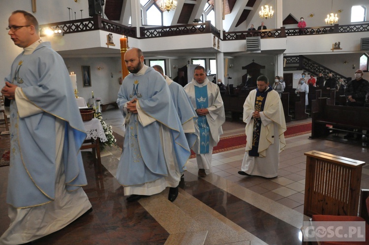 Figura Matki Bożej Fatimskiej przejechała ulicami Gubina