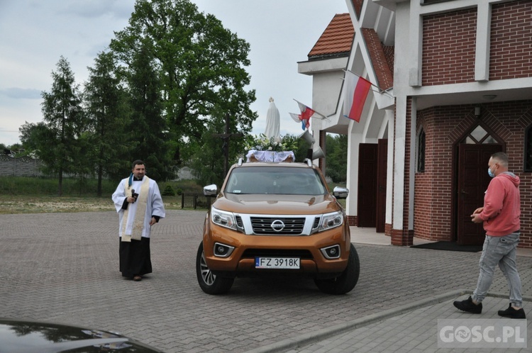 Figura Matki Bożej Fatimskiej przejechała ulicami Gubina