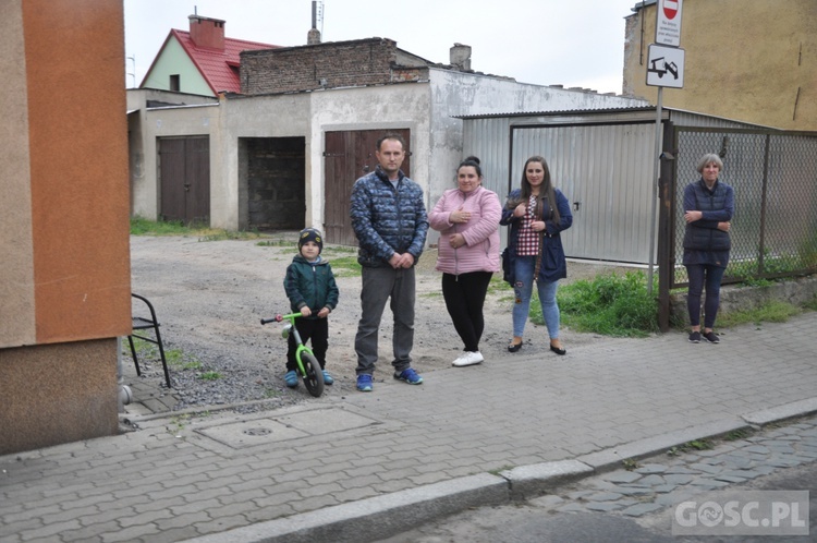 Figura Matki Bożej Fatimskiej przejechała ulicami Gubina