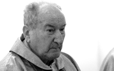 Śp. ks. Stefan Sochaj (1932-2020).