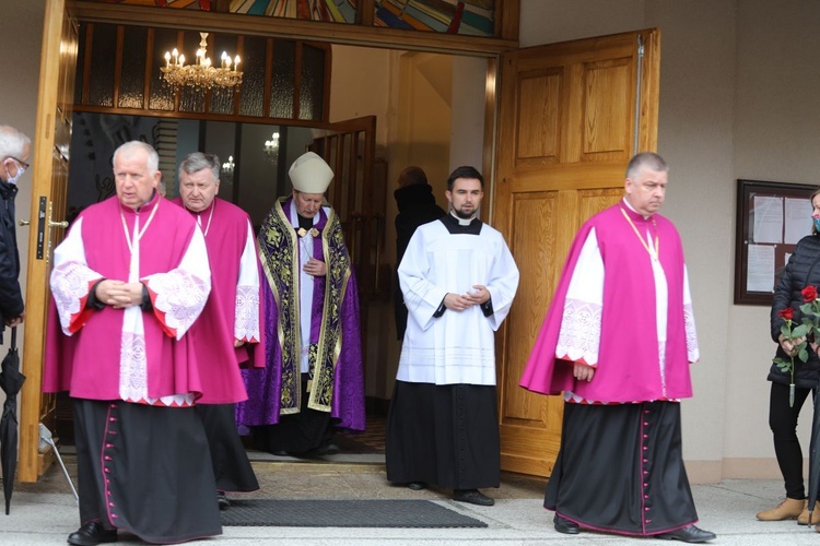 Pogrzeb śp. ks. Michała Klisia w Międzybrodziu Żywieckim