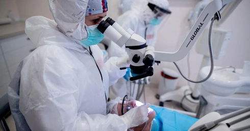 MZ: 166 nowych zakażeń koronawirusem, w tym 89 na Śląsku