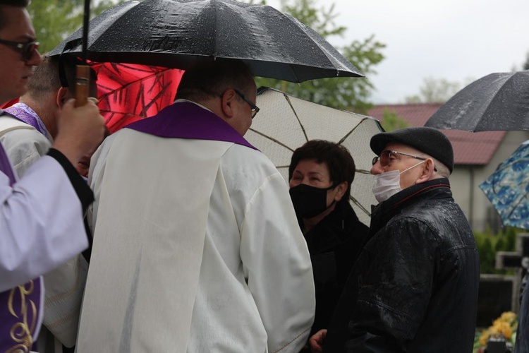 Pogrzeb śp. ks. Jana Drzyzgi w Górkach Wielkich