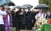 Pogrzeb śp. ks. Jana Drzyzgi w Górkach Wielkich