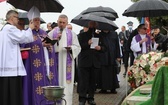 Pogrzeb śp. ks. Jana Drzyzgi w Górkach Wielkich