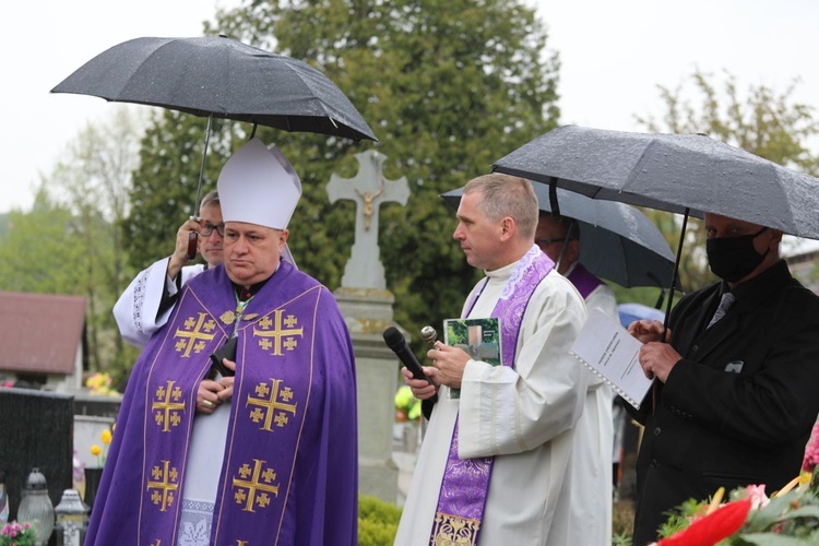 Pogrzeb śp. ks. Jana Drzyzgi w Górkach Wielkich