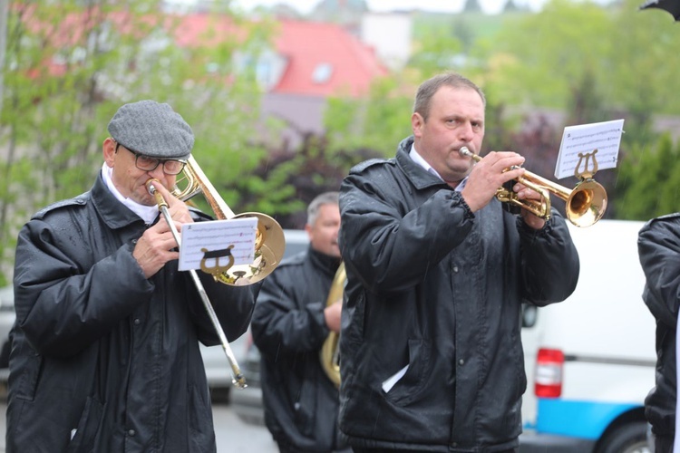 Pogrzeb śp. ks. Jana Drzyzgi w Górkach Wielkich