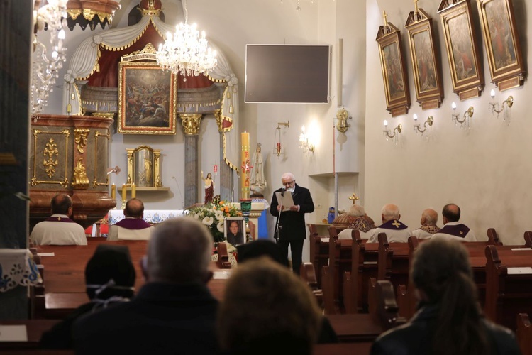 Pogrzeb śp. ks. Jana Drzyzgi w Górkach Wielkich