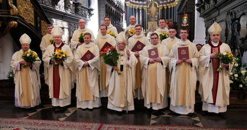 Gdański kościół wzbogacił się o pięciu nowych, pełnych Bożego zapału kapłanów. 