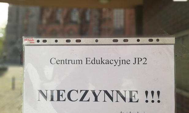 Diecezja gliwicka. 10. niedziela w epidemii, w kościołach 10 metrów na jedną osobę 