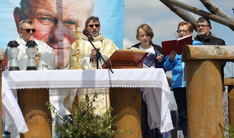 Nabożeństo fatimskie i papieskie urodziny na Bendoszce - 2020