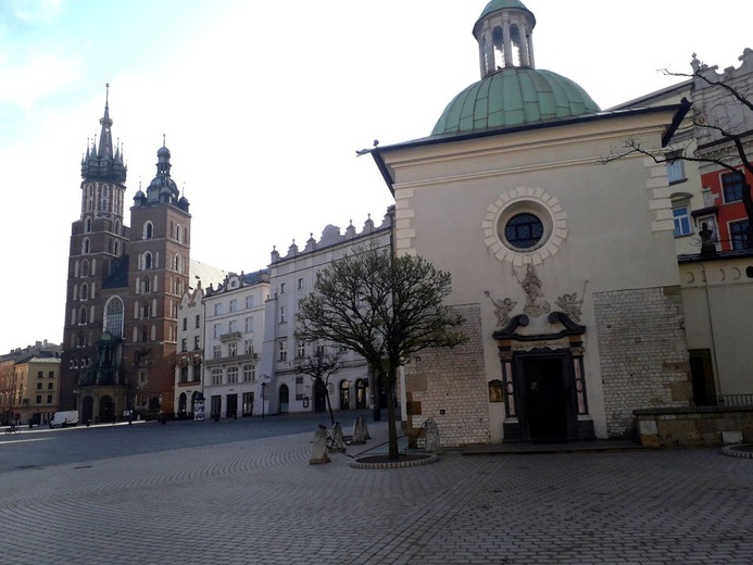 Archidiecezja. Nowe wyliczenia dopuszczalnej liczby wiernych w świątyniach