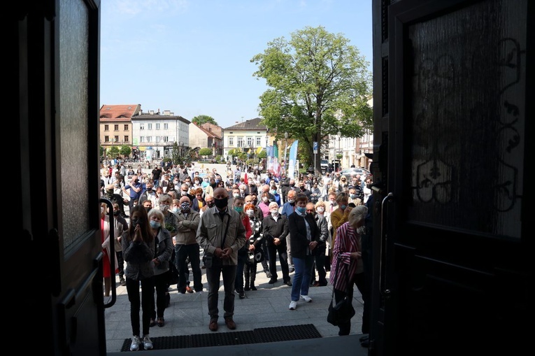 Wadowice. Msza św. z okazji setnej rocznicy urodzin św. Jana Pawła II