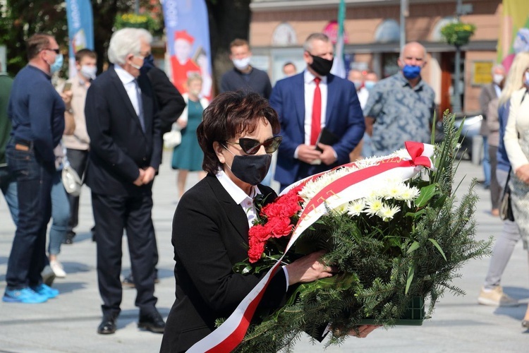 Wadowice. Msza św. z okazji setnej rocznicy urodzin św. Jana Pawła II