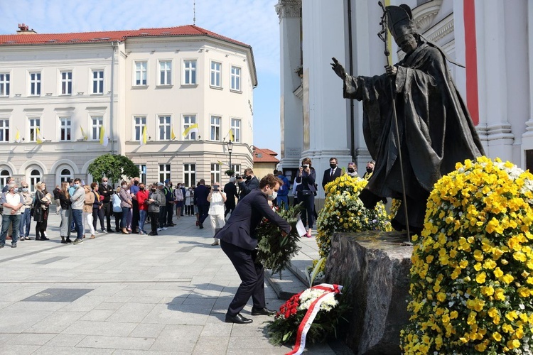 Wadowice. Msza św. z okazji setnej rocznicy urodzin św. Jana Pawła II