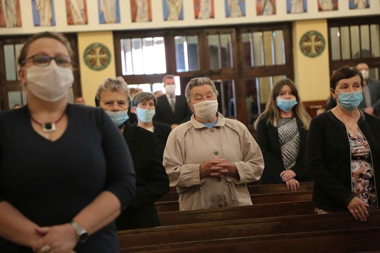 Zaborów. Poświęcenie figury św. Jana Pawła II