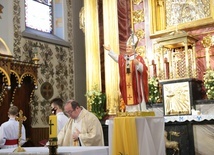 Zaborów. Poświęcenie figury św. Jana Pawła II