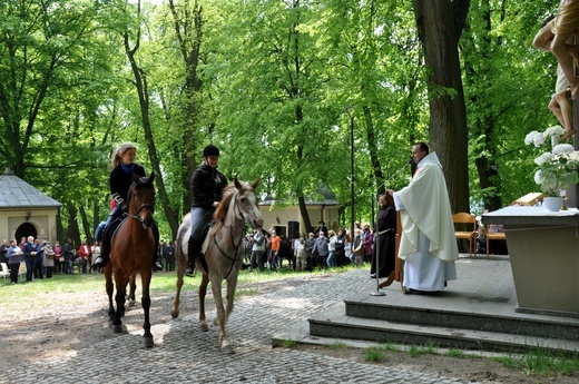 Pielgrzymka miłośników koni na Górę Świętej Anny
