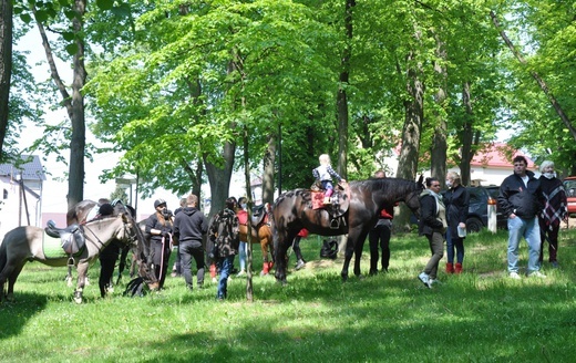 Pielgrzymka miłośników koni na Górę Świętej Anny