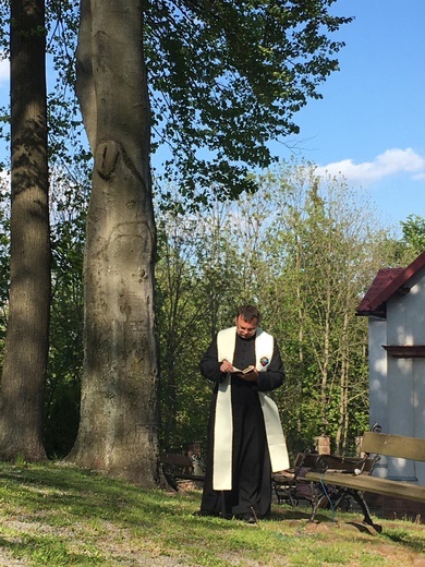 Nowa Ruda Słupiec. Wybrała życie pustelnicze przy sanktuarium