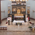 Wprowadzenie relikwii św. Jana Pawła II w Bobrku