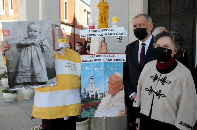 Obchody 100. rocznicy urodzin św. Jana Pawła II na Białych Morzach, cz. 3