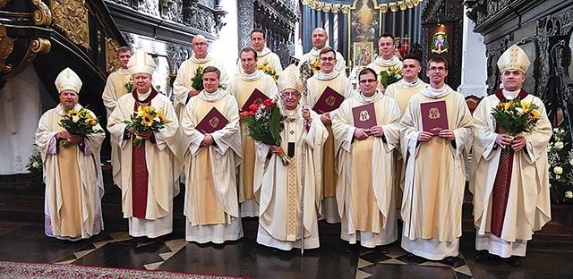Gdański Kościół wzbogacił się o pięciu nowych, pełnych Bożego zapału kapłanów.
