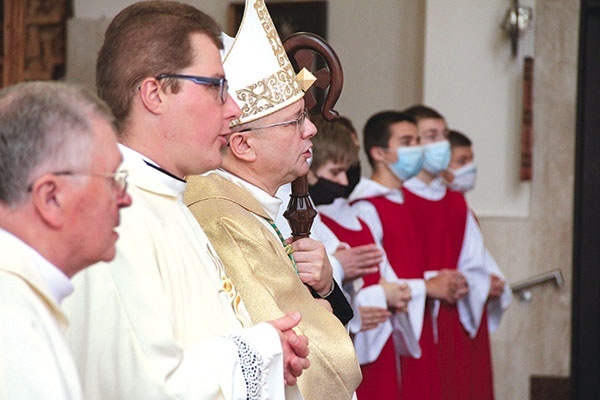 ▲	Polecajmy opiece świętego z Wadowic świat i naszą ojczyznę w czasie pandemii.