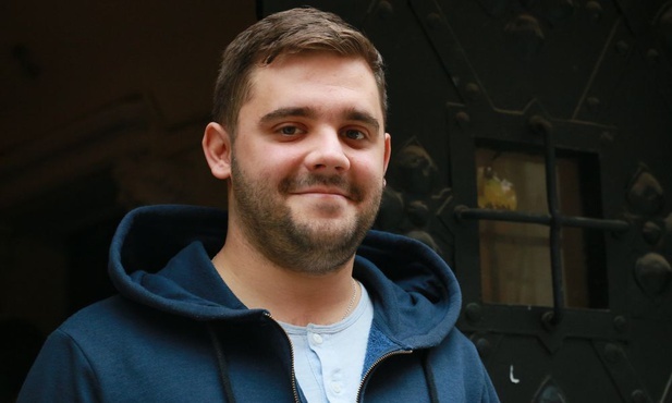 Paweł Ozga z Akademii Młodzieżowej zaprasza do odkrywania talentów.