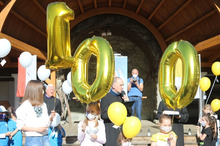 Obchody 100. urodzin św. Jana Pawła II w bazylice w Hałcnowie