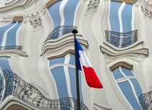 Francja: Rząd naruszył wolność kultu